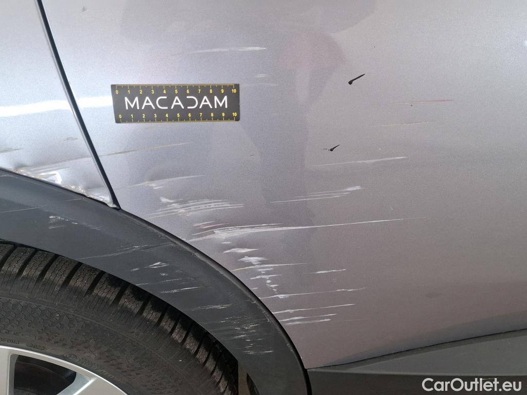  Peugeot  5008  Active Pack 1.5 HDi 130CV BVA8 7 Sieges E6d #10