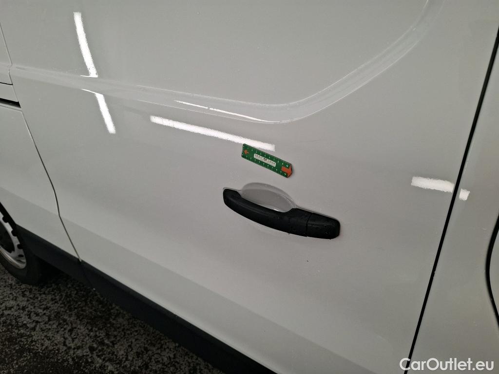  Renault  Trafic  III Fourgon L2H1 3T Grand Confort 2.0 dCi 130CV BVM6 E6d #8