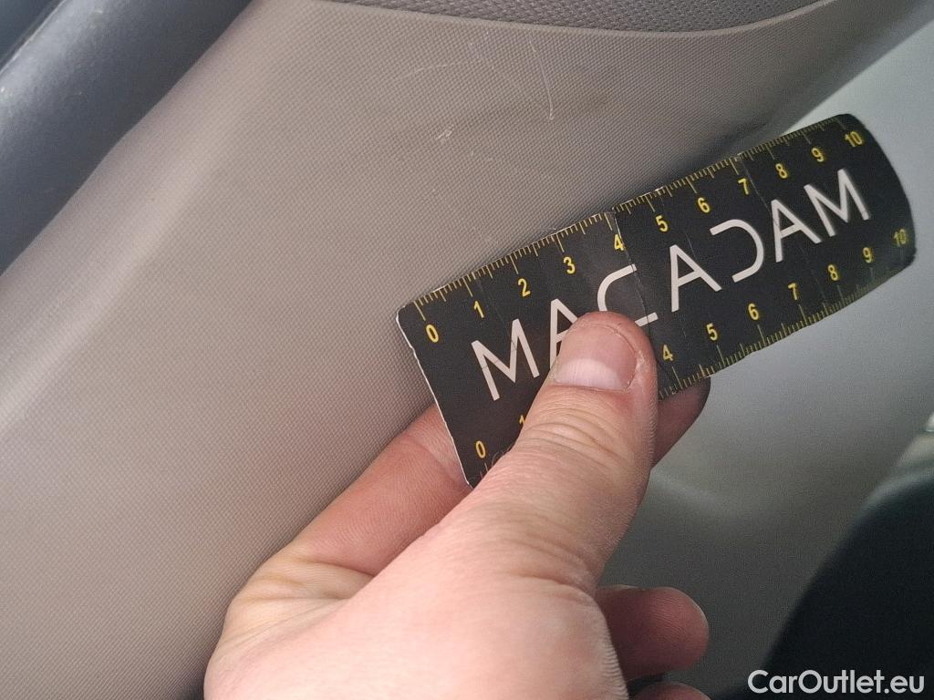  Renault  Captur  Intens 0.9 TCe 90CV BVM5 E6 #39