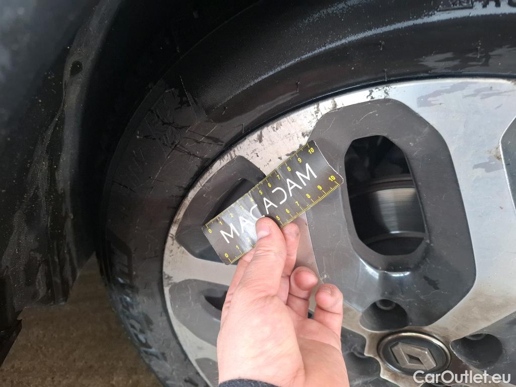  Renault  Captur  Intens 0.9 TCe 90CV BVM5 E6 #36