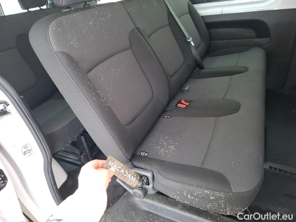  Renault  Trafic RENAULT  / 2019 / 4P / Combi Zen L1 dCi 120 S&S - 8 pl #52