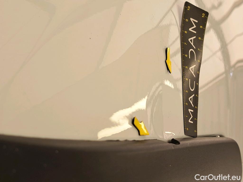  Renault  Trafic RENAULT  / 2019 / 4P / Fourgon tole NV FG GCF L2H2 1200 Energy dCi 145 #8