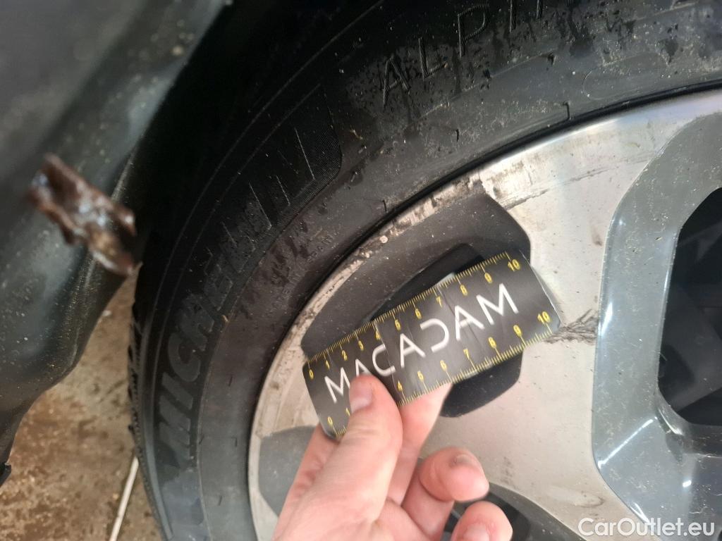  Renault  Captur  Intens 0.9 TCe 90CV BVM5 E6 #16