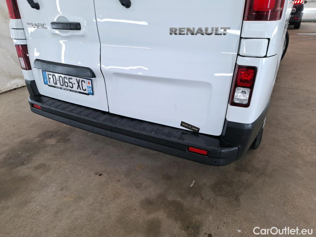  Renault  Trafic RENAULT  / 2019 / 4P / Combi Zen L1 dCi 120 S&S - 8 pl #21