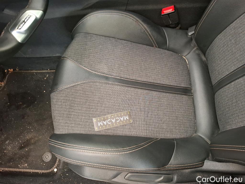  Peugeot  3008  GT Line 1.5 HDi 130CV BVA8 E6dT #92