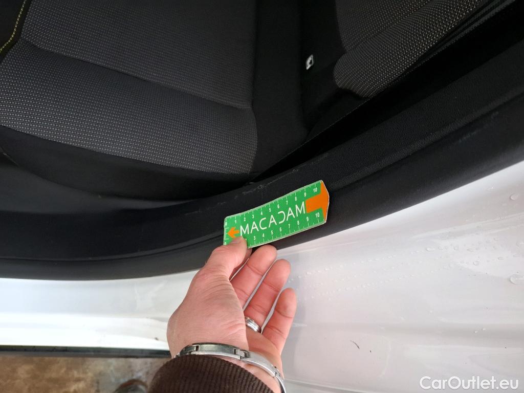  Citroen  C3  Feel Pack 1.2 PureTech 80CV BVM5 E6d #1