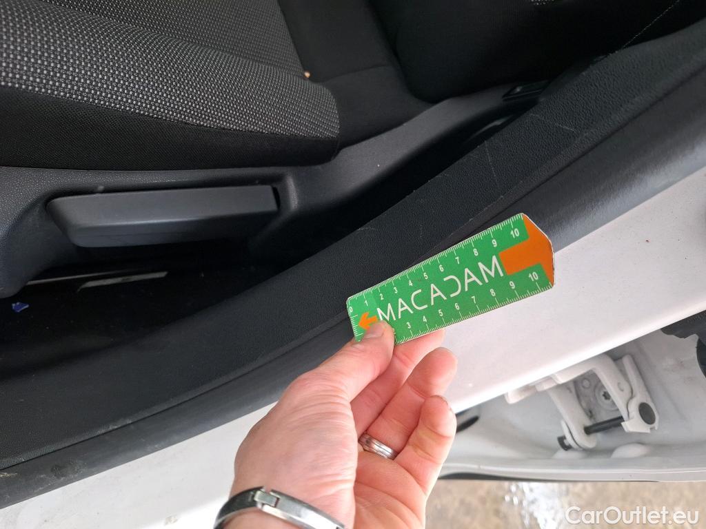  Citroen  C3 CITROEN  Société / 2020 / 5P / Berline / VU BlueHDi 100 SandS BVM6 Feel Nav #9