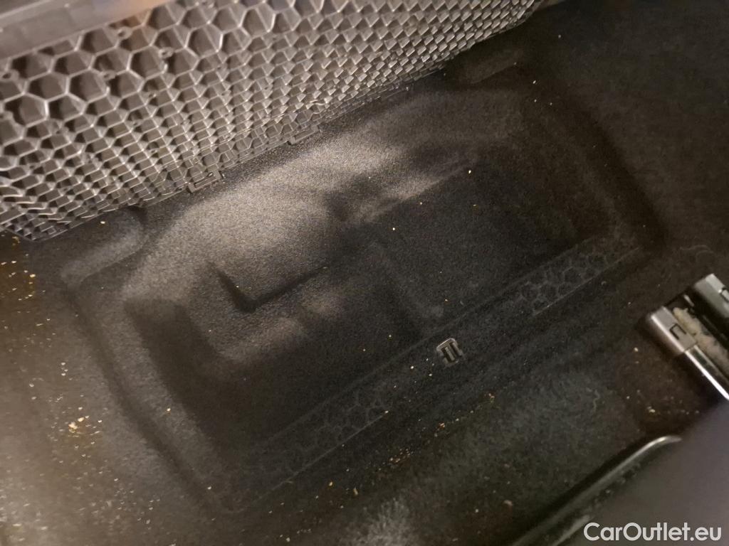  Peugeot  5008  Allure Pack 1.2 PureTech 130CV BVA8 7 Sieges E6d #20