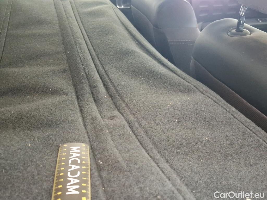  Citroen  C3  Société Feel 1.5 BlueHDI 100CV BVM6 E6d #33