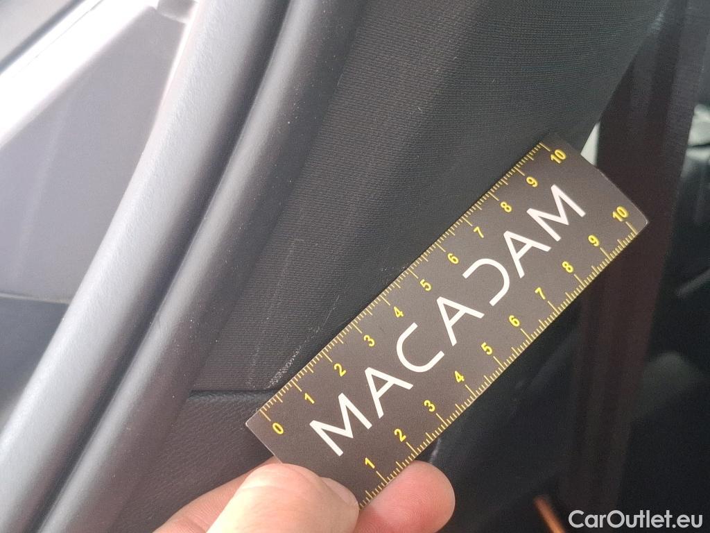  Peugeot  5008  Active Pack 1.5 HDi 130CV BVA8 7 Sieges E6d #75