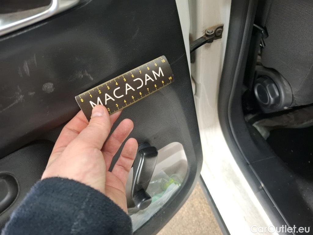  Citroen  C3  Société Feel 1.5 BlueHDI 100CV BVM6 E6d #12