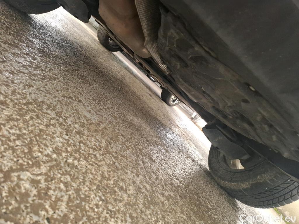  Peugeot  5008  Allure Pack 1.2 PureTech 130CV BVA8 7 Sieges E6d #16