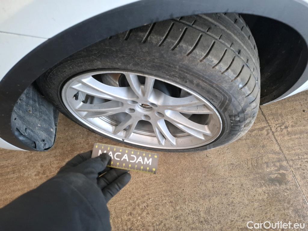  Tesla  Model Y TESLA  / 2020 / 5P / SUV Grand Autonomie Dual Motor AWD #26