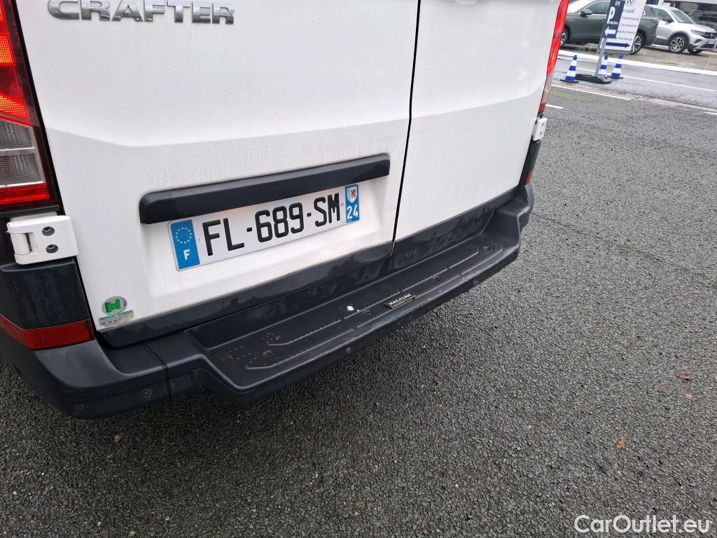  Volkswagen  Crafter  Fourgon Fourgon 35 mittlerer Radstand mit Hochdach FWD 2.0 140CV BVM6 #7