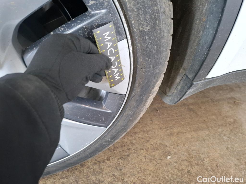  Tesla  Model Y TESLA  / 2020 / 5P / SUV Grand Autonomie Dual Motor AWD #10