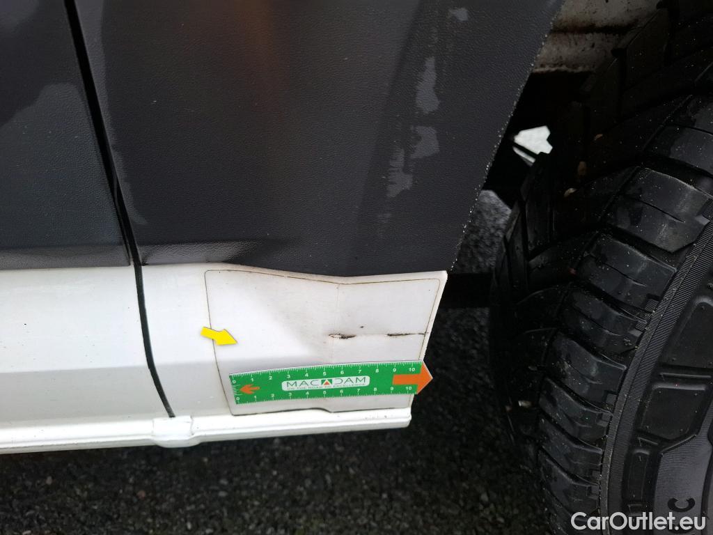  Volkswagen  Crafter  Fourgon Fourgon 35 mittlerer Radstand mit Hochdach FWD 2.0 140CV BVM6 #10