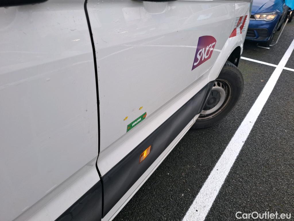  Volkswagen  Crafter  Fourgon Fourgon 35 mittlerer Radstand mit Hochdach FWD 2.0 140CV BVM6 #27