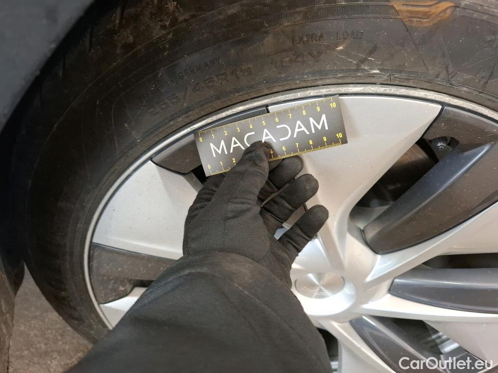  Tesla  Model Y TESLA  / 2020 / 5P / SUV Grand Autonomie Dual Motor AWD #5