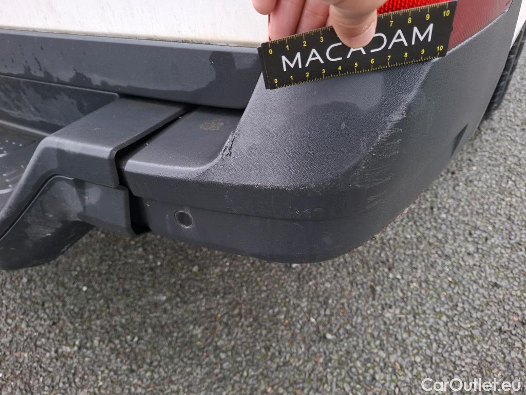  Volkswagen  Crafter  Fourgon Fourgon 35 mittlerer Radstand mit Hochdach FWD 2.0 140CV BVM6 #45