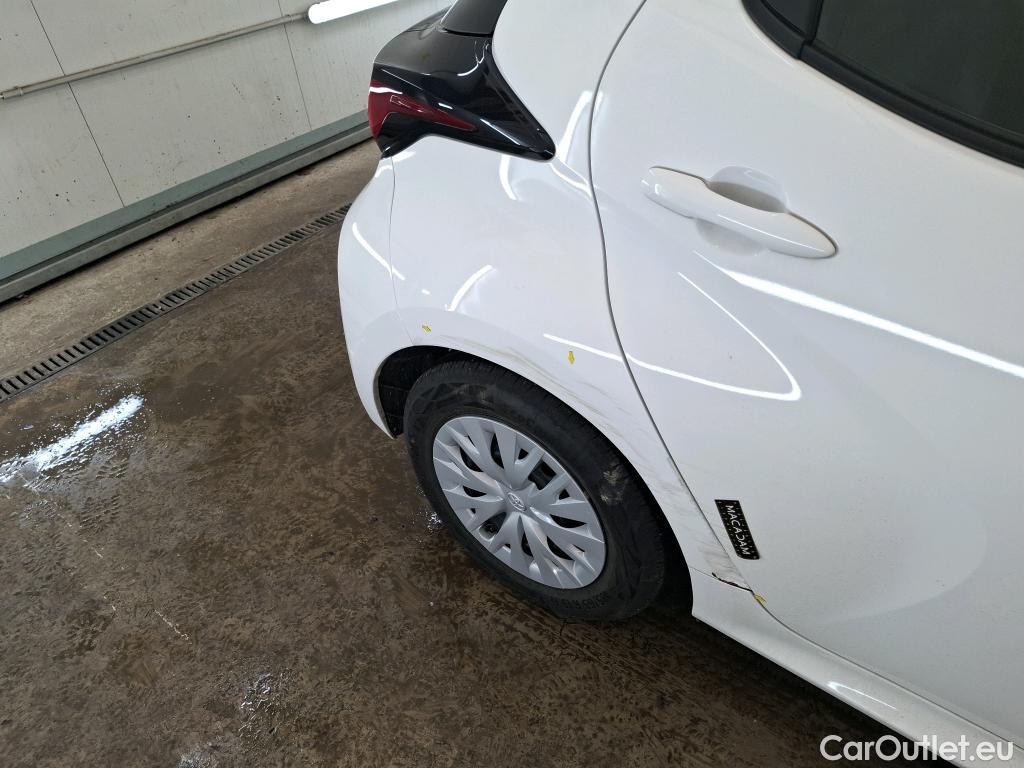  Toyota  Yaris TOYOTA  Hybride / 2019 / 5P / Berline Hybride 116h Dynamic Business Beyond Zer #1