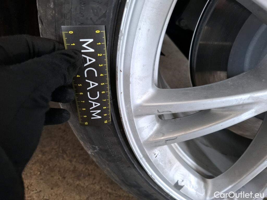  Tesla  Model Y TESLA  / 2020 / 5P / SUV Grand Autonomie Dual Motor AWD #16