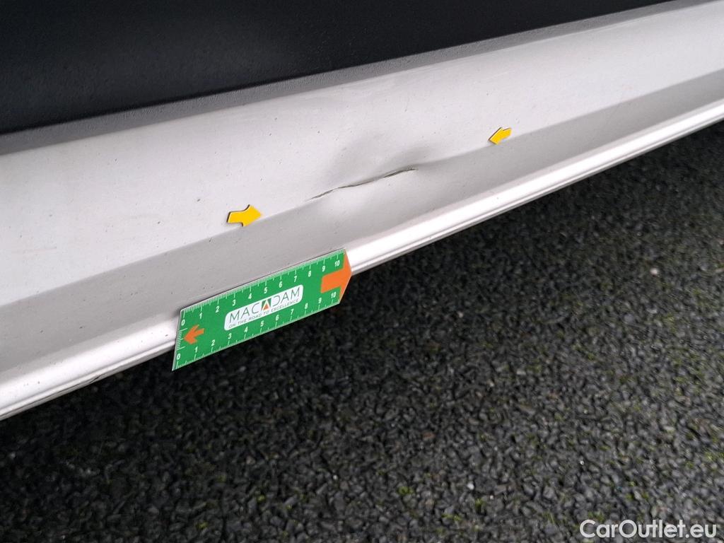  Volkswagen  Crafter  Fourgon Fourgon 35 mittlerer Radstand mit Hochdach FWD 2.0 140CV BVM6 #6