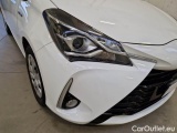  Toyota  Yaris TOYOTA  / 2017 / 5P / BERLINA 1.5 HYBRID BUSINESS #30