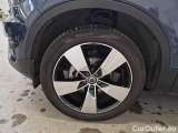  Volvo  XC 40 VOLVO XC40 / 2017 / 5P / SUV T3 AUTOMATICO MOMENTUM PRO #20