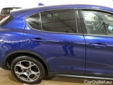  Alfa Romeo   STELVIO ALFA ROMEO / 2017 / 5P / SUV 2.2 TD 190 CV SPRINT AT8 Q4 #35