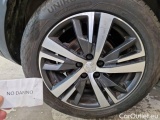  Peugeot  3008 PEUGEOT  / 2020 / 5P / SUV BLUEHDI 130 EAT8 SeS ALLURE #68