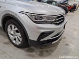  Volkswagen  Tiguan VOLKSWAGEN  / 2020 / 5P / SUV 2.0 TDI SCR 110KW ELEGANCE DSG #42