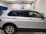  Volkswagen  Tiguan VOLKSWAGEN  / 2020 / 5P / SUV 2.0 TDI SCR 110KW ELEGANCE DSG #52