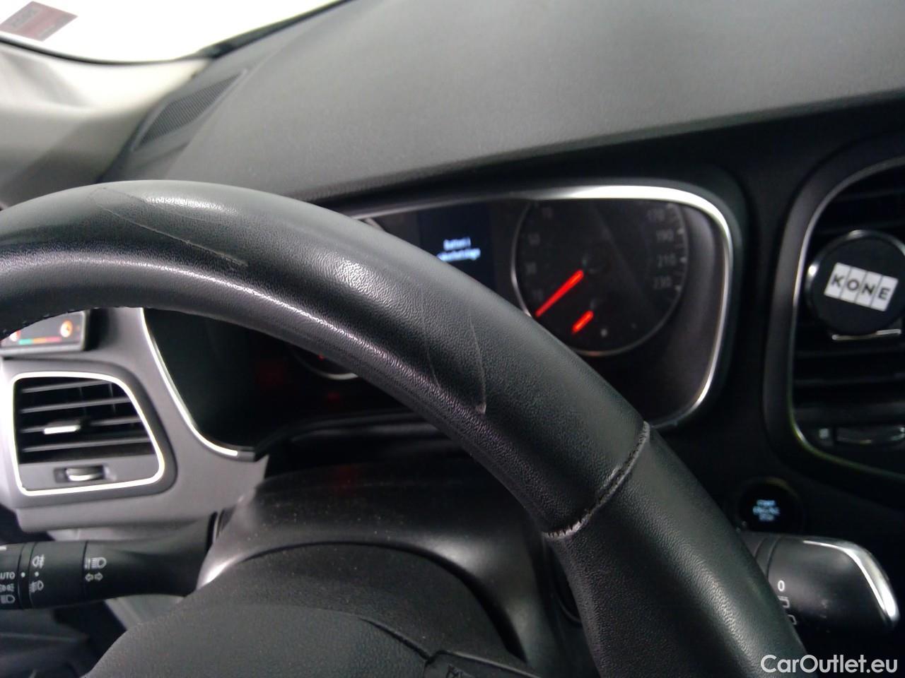  Renault  Megane M�gane ST dCi 115 Blue Zen Aut #9