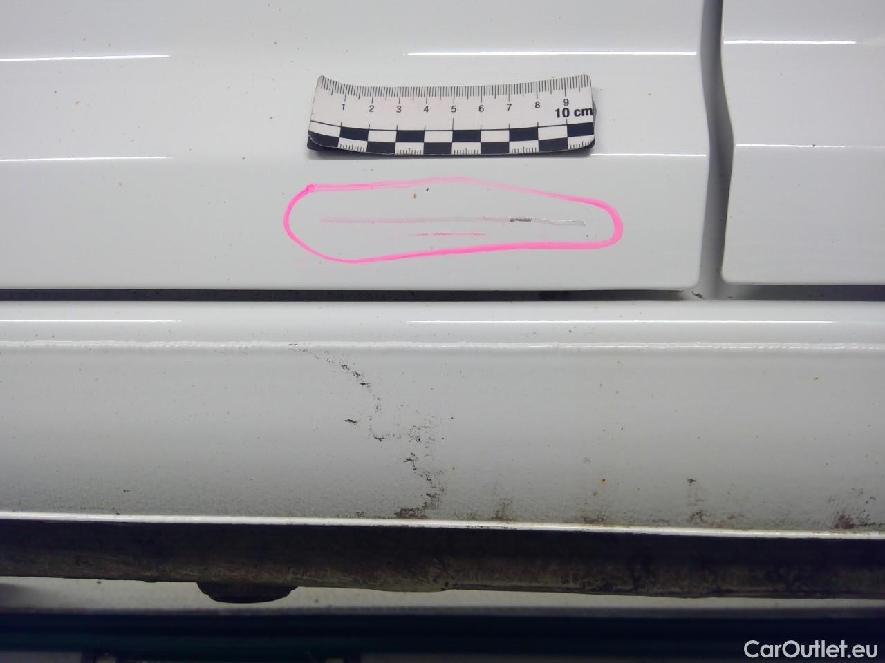  Volkswagen  Caddy  TDI 110 Maxi 4WD Aut. #10