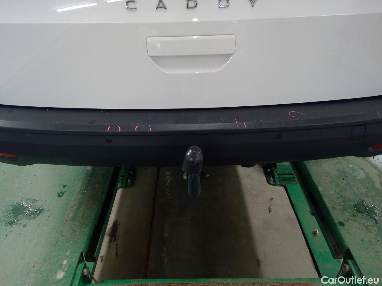  Volkswagen  Caddy  Cargo Maxi TDI 90 Aut #9