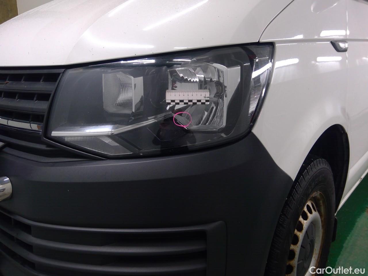  Volkswagen  Transporter T6 TDI 150 28 L1H1 M CV 4M #33