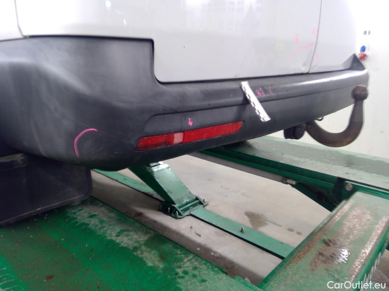  Volkswagen  Transporter T6 TDI 150 28 L1H1 M CV 4M #16