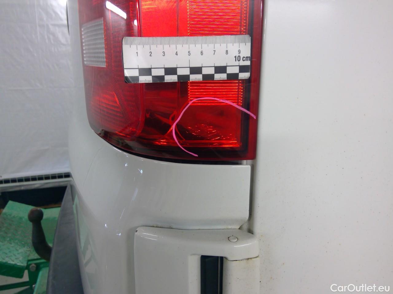  Volkswagen  Transporter T6 TDI 150 28 L1H1 M CV 4M #23