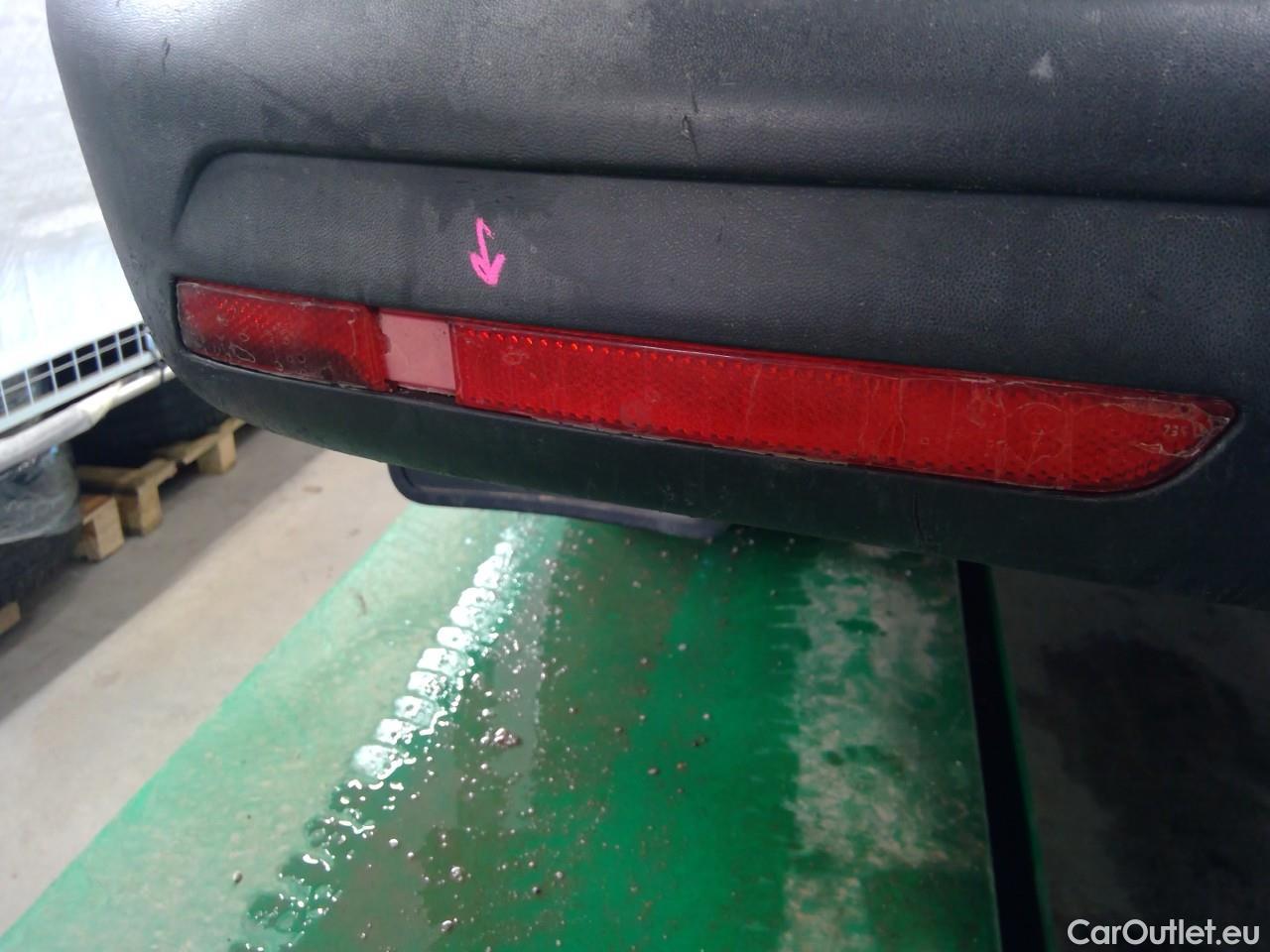  Volkswagen  Transporter T6 TDI 150 28 L1H1 M CV 4M #18