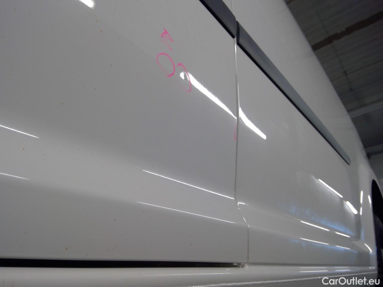  Volkswagen  Caddy  TDI 110 Maxi 4WD Aut. #4