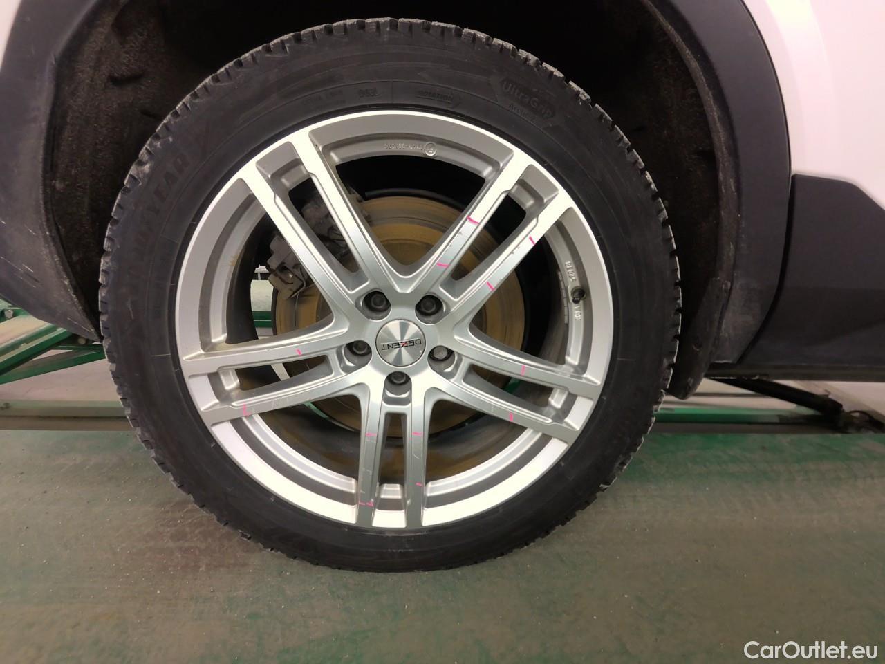  Volvo  XC 40 XC40 Recharge Plus Edition Aut #2