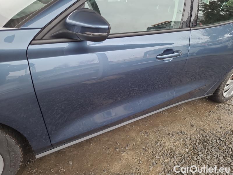  Ford  Focus  3 (2011) Foc.Kom.1.0EB 125 Trend #10