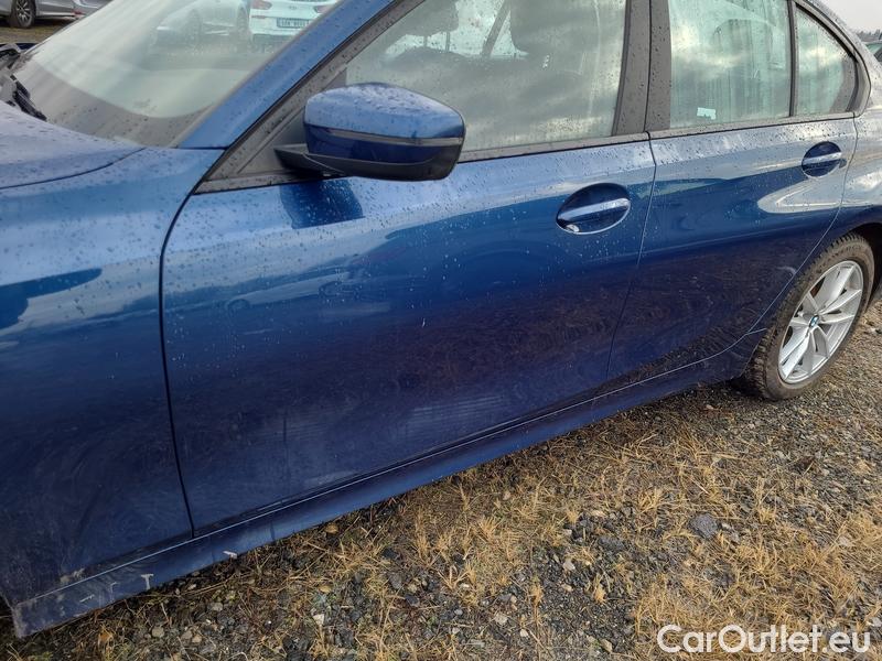  Bmw  Serie 3  Lim. (F30)  (2015) 320d hyb.xDrive AT 4d #4