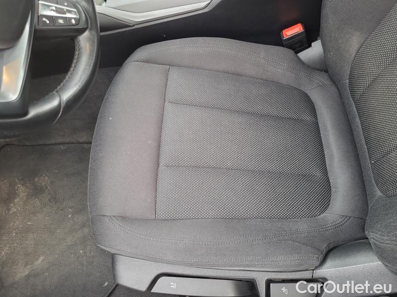  Bmw  Serie 3  Lim. (F30)  (2015) 320d hyb.xDrive AT 4d #17