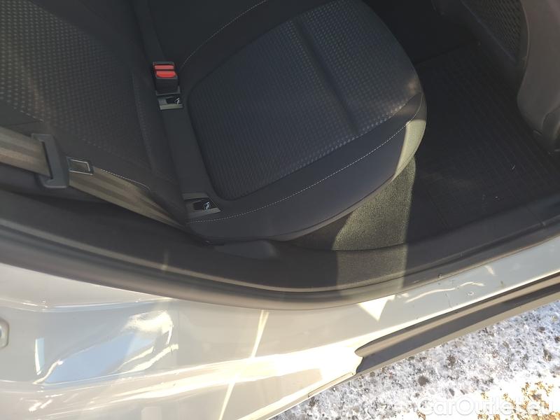  Ford  Focus   (CGE)(2018->)  1.5EBl 120 Tre.Ed.Pl. #18