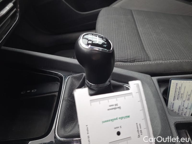  Skoda  Octavia  Combi (NX3)(2020) Oct.Combi 2.0TDI 85 Ambition #8