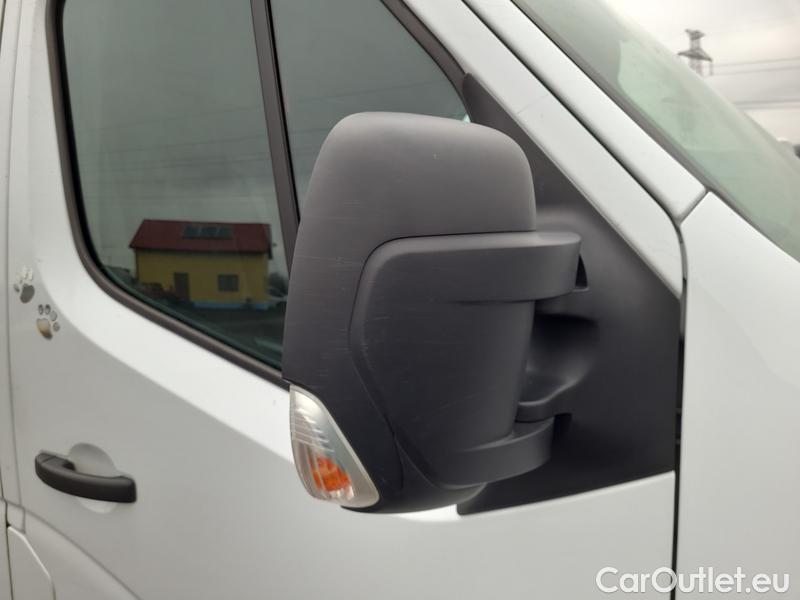  Opel  Movano  2 (2003) Mov.Van CDTI 135 3.5 L2H2 FWD #29