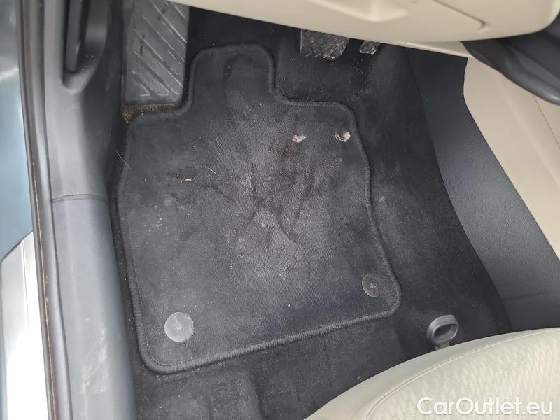  Skoda  Octavia  Combi (NX3)(2020) Oct.Combi 2.0TDI 110 Style AT #5