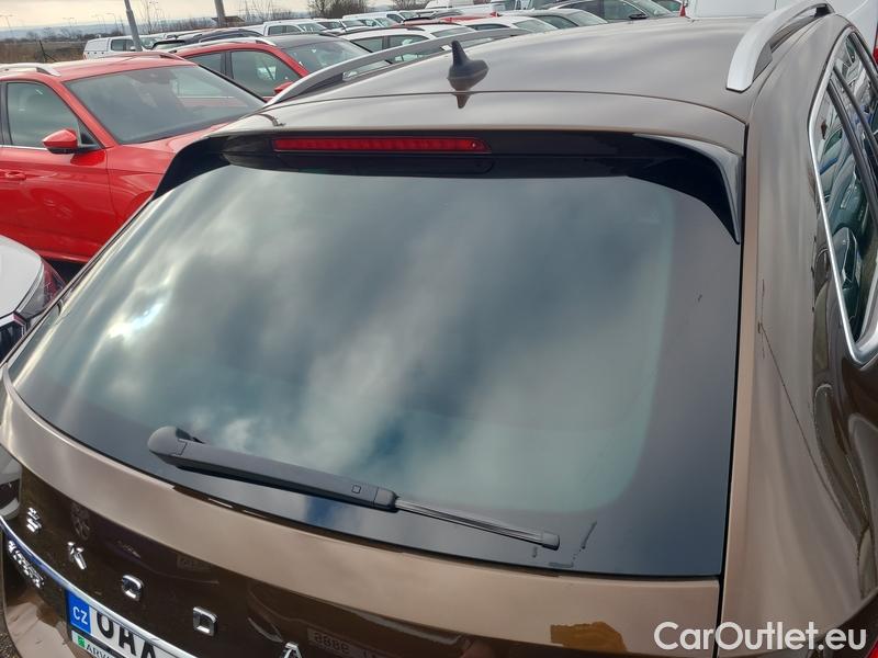  Skoda  Superb  Combi (3V5)(2015) Sup.C.FL2.0TDI 110 L&K AT #21