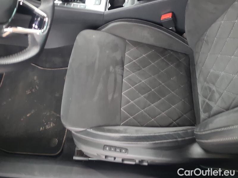  Skoda  Superb  Combi (3V5)(2015) Su.c.2.0TDI 147 4x4 SptL.Aut #12